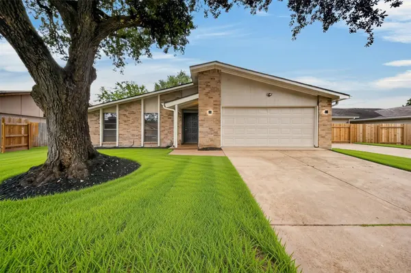 16807 Clan Macintosh DR, Houston, TX 77084