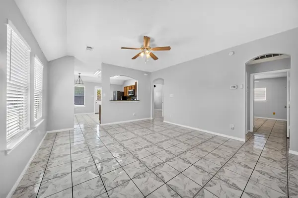 20023 Ravenmeadow LN, Katy, TX 77449