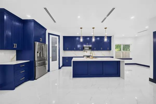 7831 Sandy ST, Houston, TX 77028