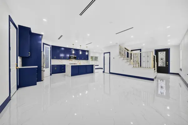 7831 Sandy ST, Houston, TX 77028
