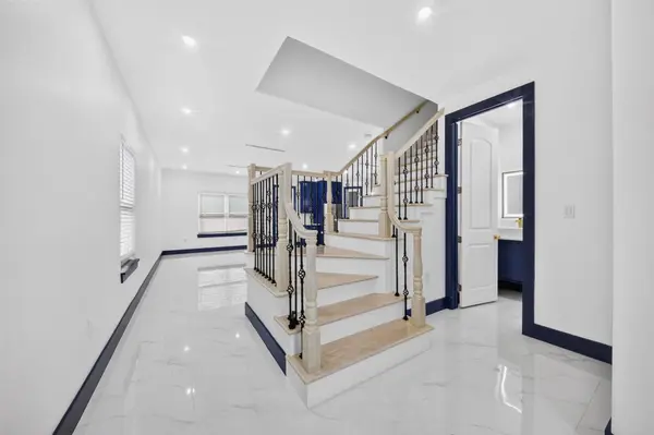7831 Sandy ST, Houston, TX 77028