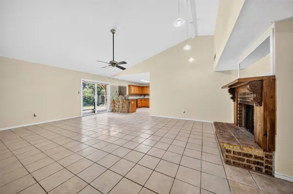 22702 Melham LN, Spring, TX 77373