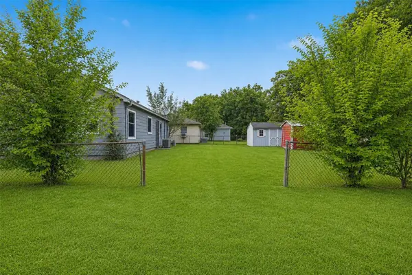 1419 Silverdale ST, Houston, TX 77029
