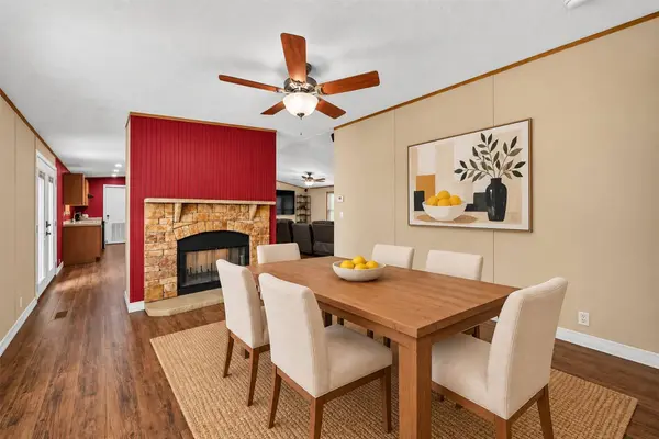 2581 Mann RD, Conroe, TX 77303