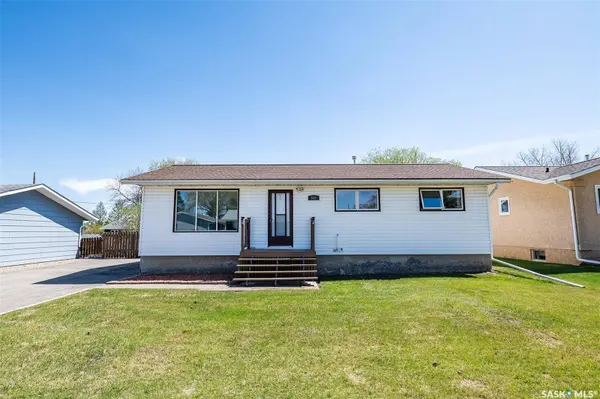 512 9th STREET E, Wynyard, SK S0A 4T0