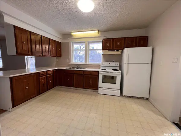 215 7th STREET E, Wynyard, SK S0A 4T0