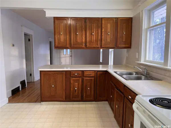 215 7th STREET E, Wynyard, SK S0A 4T0