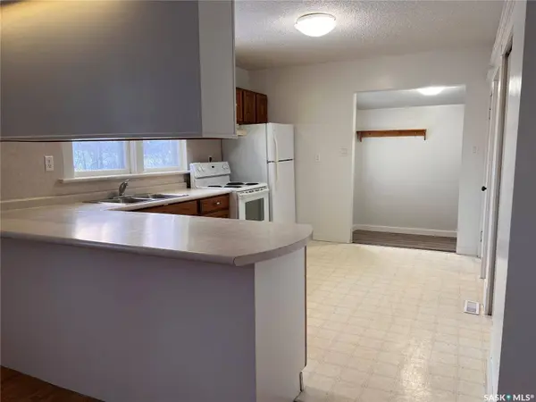 215 7th STREET E, Wynyard, SK S0A 4T0