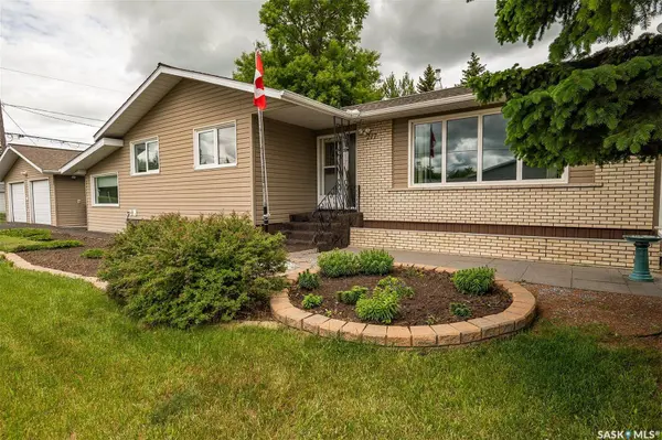 217 8th STREET E, Wynyard, SK S0A 4T0