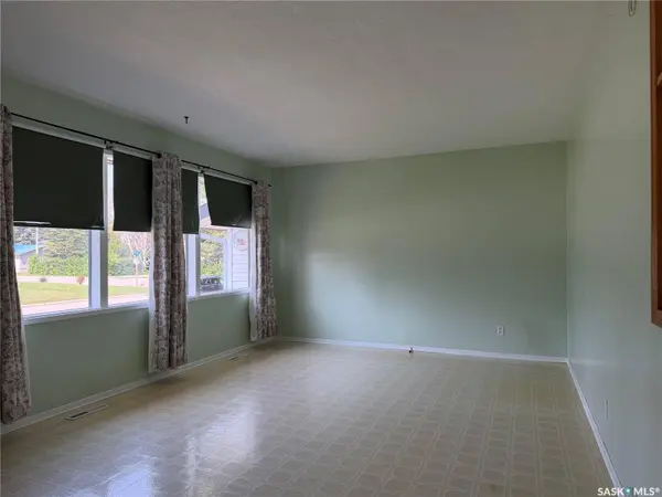 404 7th STREET E, Wynyard, SK S0A 4T0
