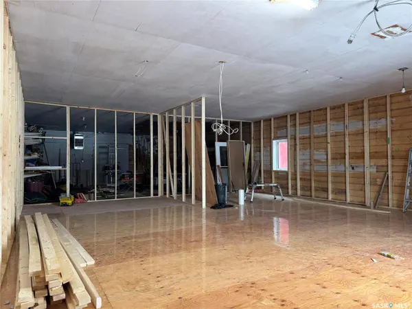 205-207 Main STREET, Lintlaw, SK S0A 2H0