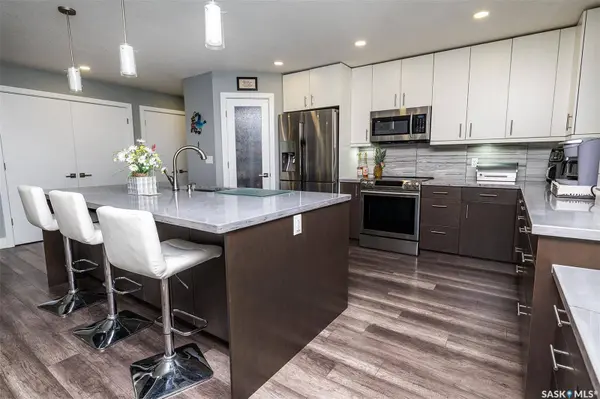 301 9th STREET E, Wynyard, SK S0A 4T0