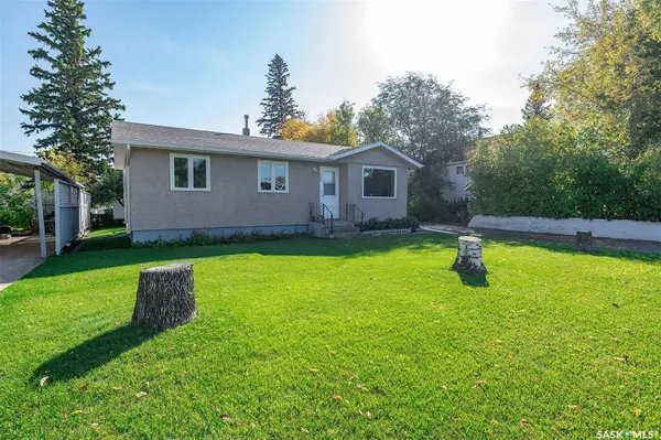404 6th STREET E, Wynyard, SK S0A 4T0