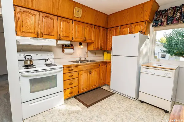 404 6th STREET E, Wynyard, SK S0A 4T0