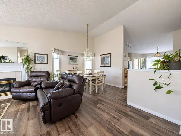#25 20 DEERBOURNE DR, St. Albert, AB T8N 6E1