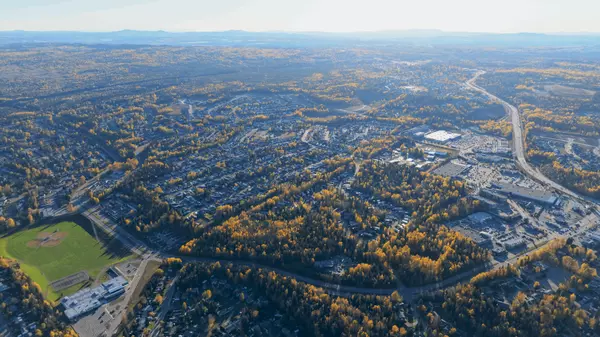 St. Lawrence Heights Prince George BC Neighbourhood Guide for Families, Schools, Parks and Homes,Evan McLeish