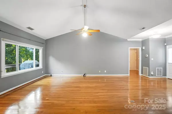 15126 Stonegreen LN, Huntersville, NC 28078