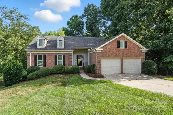 15126 Stonegreen LN, Huntersville, NC 28078