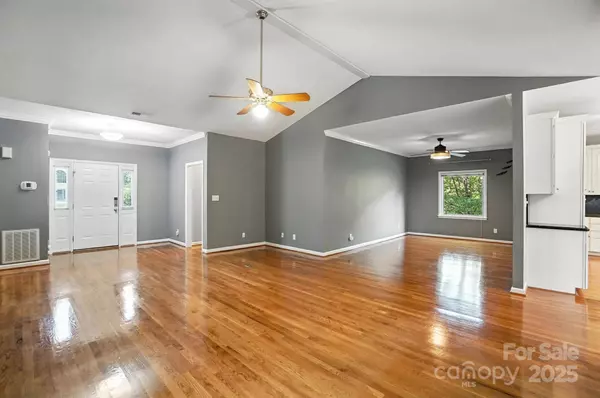 15126 Stonegreen LN, Huntersville, NC 28078