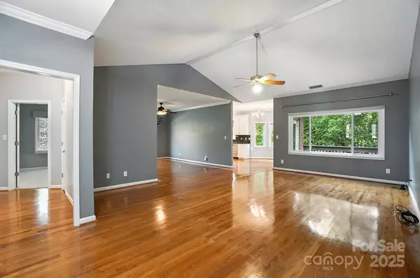 15126 Stonegreen LN, Huntersville, NC 28078