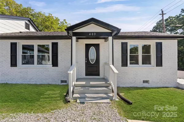 403 Julius Chambers AVE, Mount Gilead, NC 27306