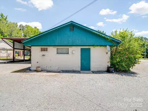 12770 Bringle Ferry RD, Richfield, NC 28137