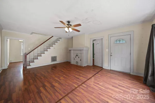 196 Spruce ST, Badin, NC 28009