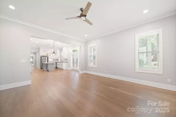 2420 Grimes ST, Charlotte, NC 28206