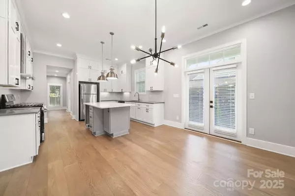 2420 Grimes ST, Charlotte, NC 28206