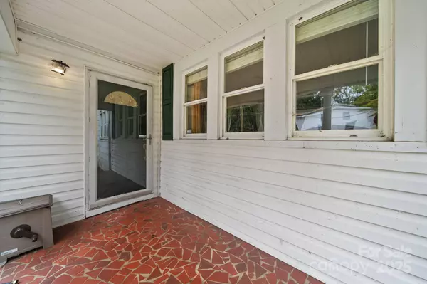 196 Spruce ST, Badin, NC 28009