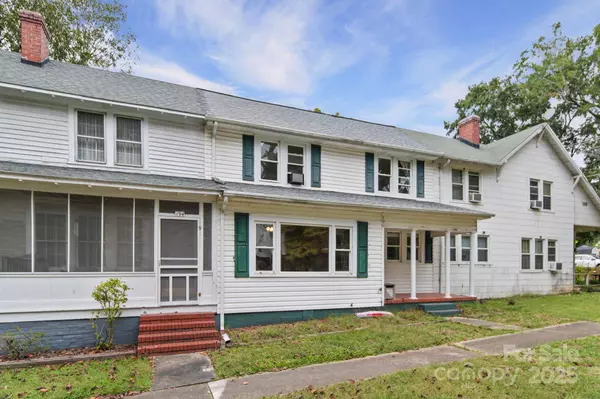 196 Spruce ST, Badin, NC 28009