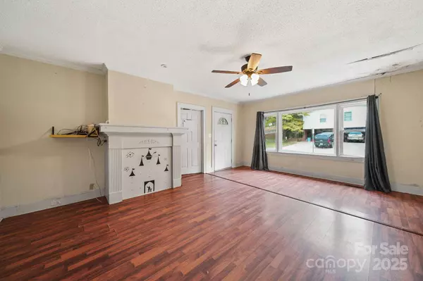 196 Spruce ST, Badin, NC 28009