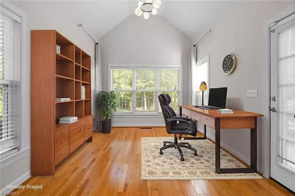 975 Boyer DR, Clemmons, NC 27012