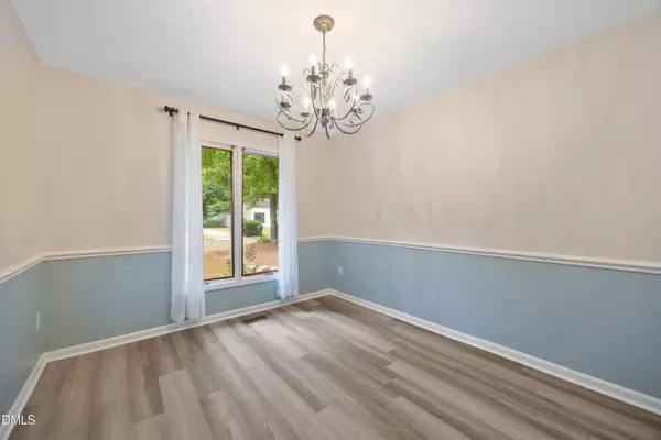 206 Viking Road, Fayetteville, NC 28303