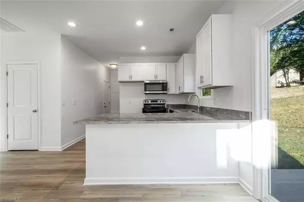 191 Young DR, Lexington, NC 27292