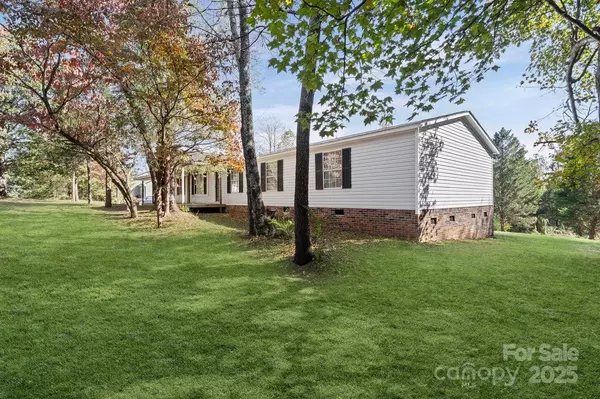 123 Swann Crossing LN, Statesville, NC 28625