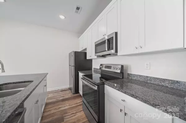 120 Fosters Glen PL, Mooresville, NC 28115