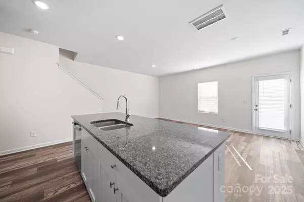 120 Fosters Glen PL, Mooresville, NC 28115