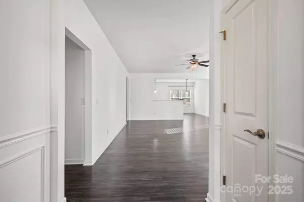 165 Old Harbor DR, Mount Gilead, NC 27306