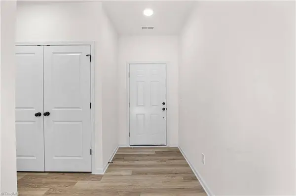 537 Flint AVE, High Point, NC 27260