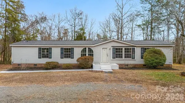 40348 Barnhardt RD, New London, NC 28127