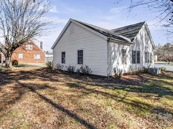 1903 US 52 HWY N, Albemarle, NC 28001