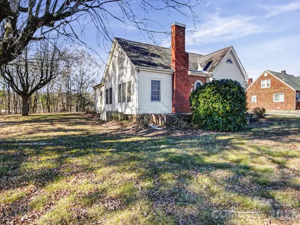 1903 US 52 HWY N, Albemarle, NC 28001