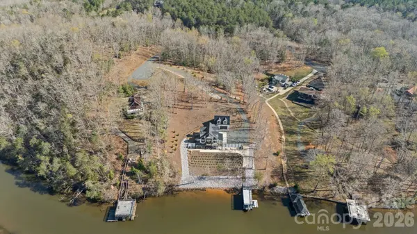 587 Carolina DR, Troy, NC 27371