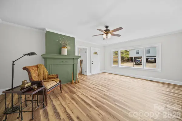 196 Spruce ST, Badin, NC 28009