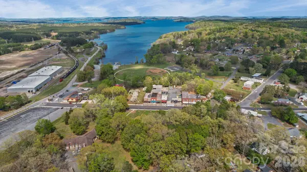 196 Spruce ST, Badin, NC 28009