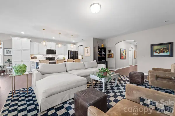 157 Montgomery PL, Mount Gilead, NC 27306