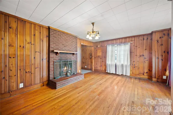 419 S Pearl ST, Troy, NC 27371