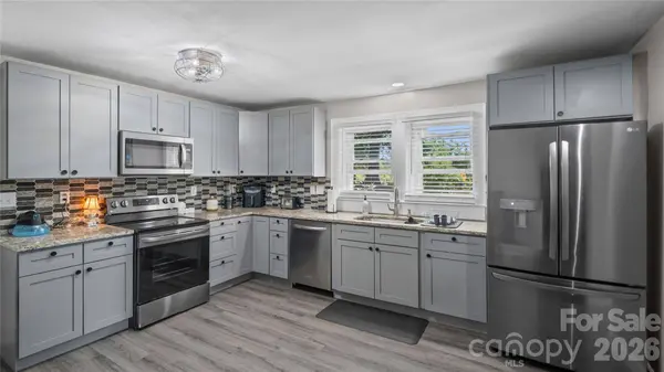 1481 Hilltop ST, Albemarle, NC 28001