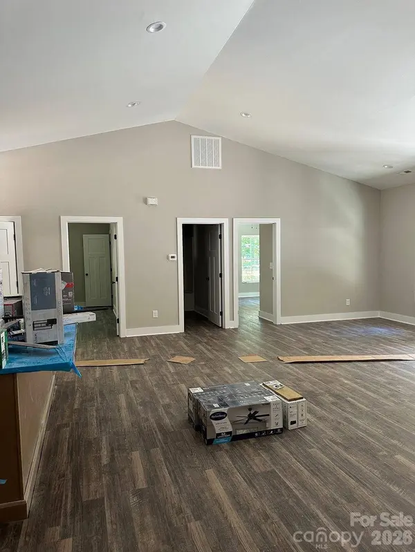 2319 Tanglewood DR, Albemarle, NC 28001